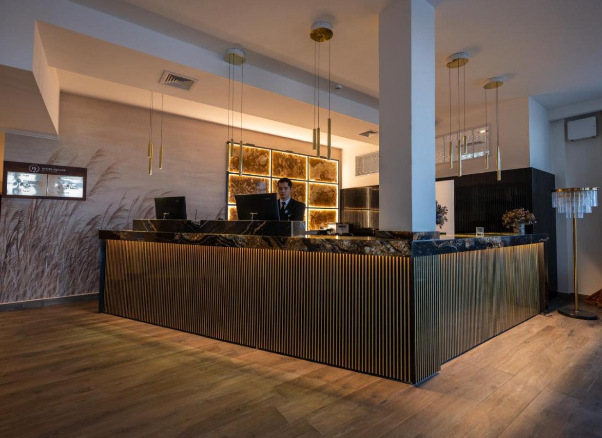 Ht Hotel Deluxe Resort & Spa 圣地亚哥-德尔埃斯特罗 外观 照片