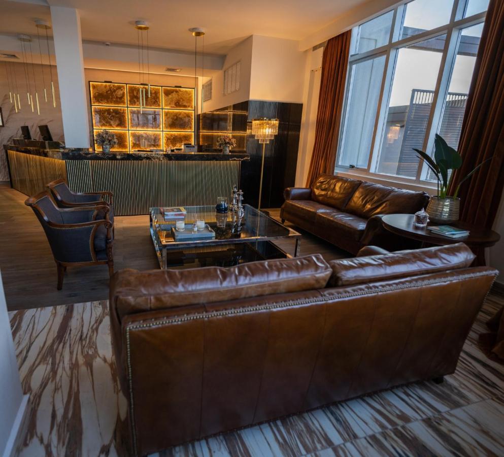 Ht Hotel Deluxe Resort & Spa 圣地亚哥-德尔埃斯特罗 外观 照片